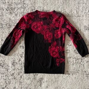 Rose pattern cashmere sweater